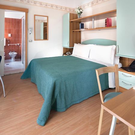 Hotel Sampaoli Белариа-Игеа Марина Екстериор снимка