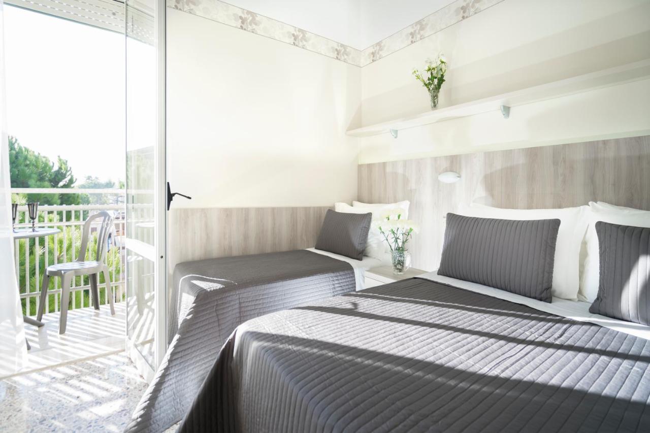 Hotel Sampaoli Белариа-Игеа Марина Екстериор снимка