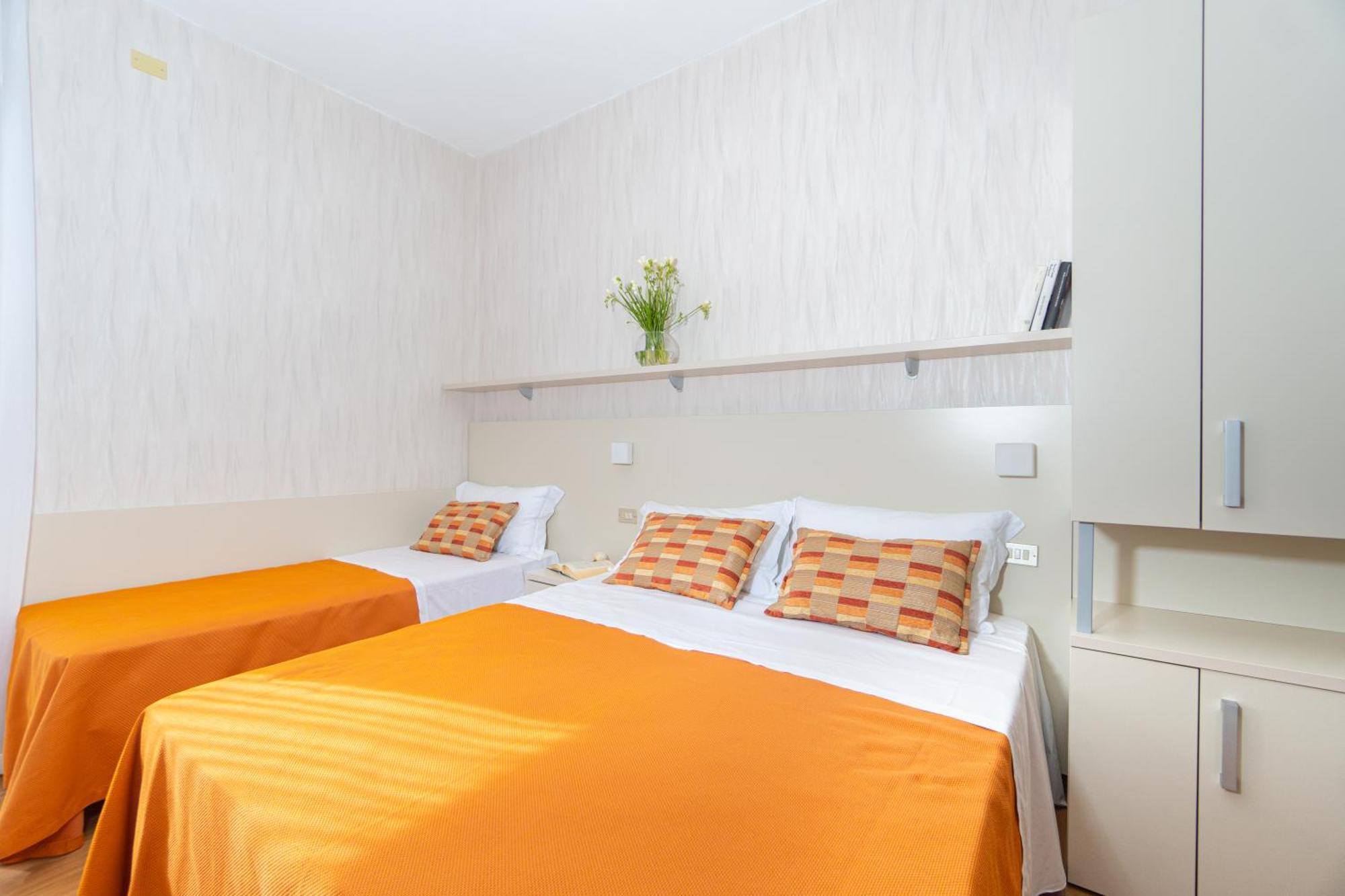 Hotel Sampaoli Белариа-Игеа Марина Екстериор снимка
