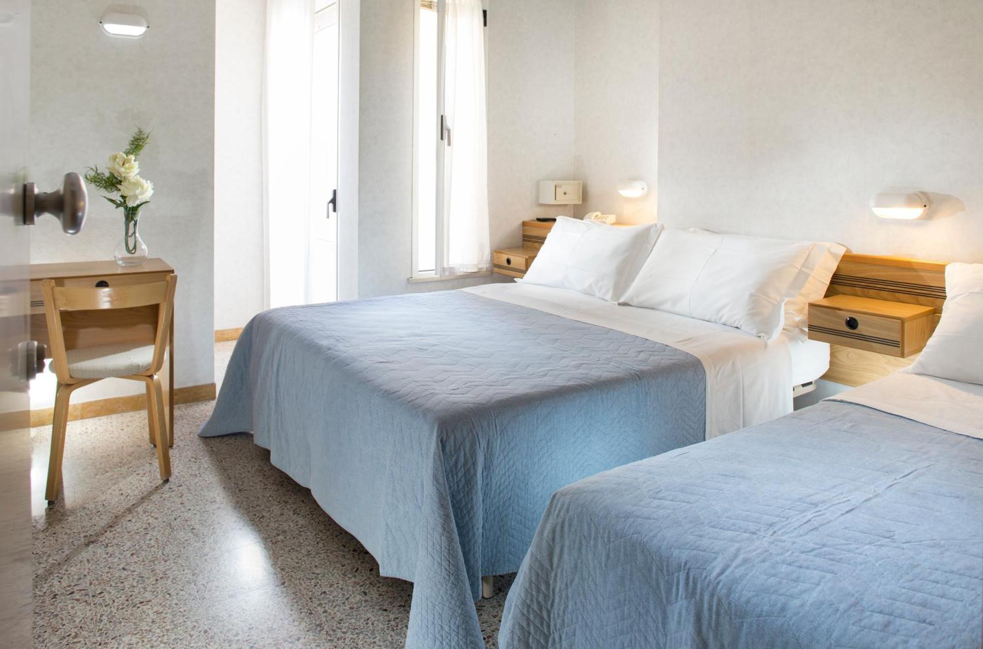 Hotel Sampaoli Белариа-Игеа Марина Екстериор снимка