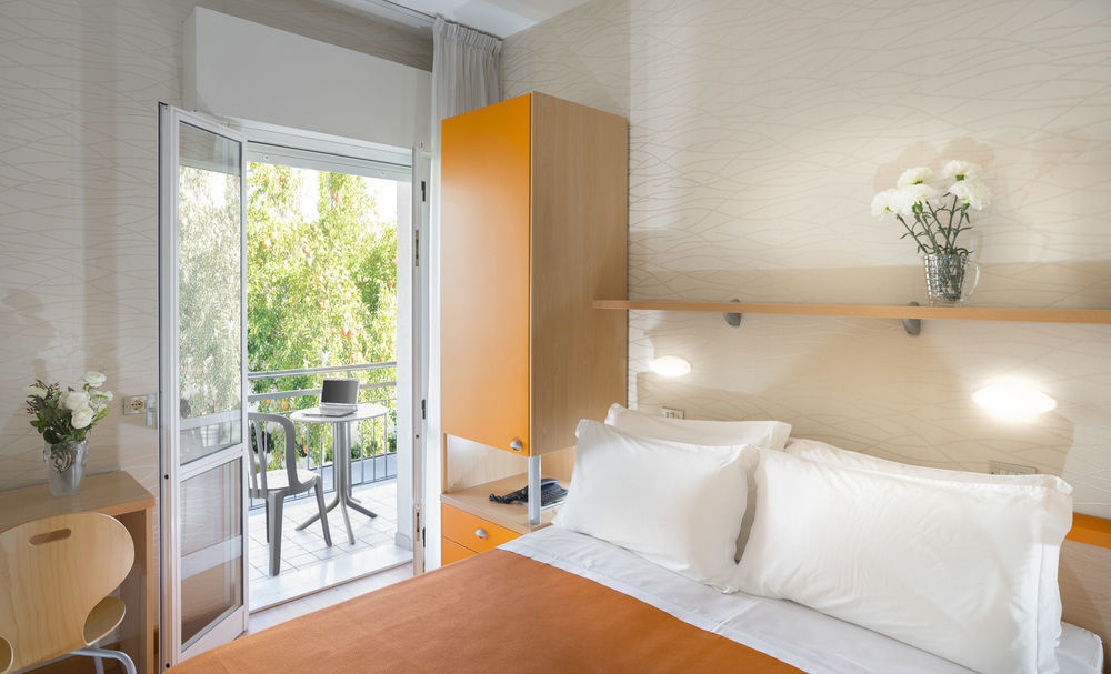 Hotel Sampaoli Белариа-Игеа Марина Екстериор снимка